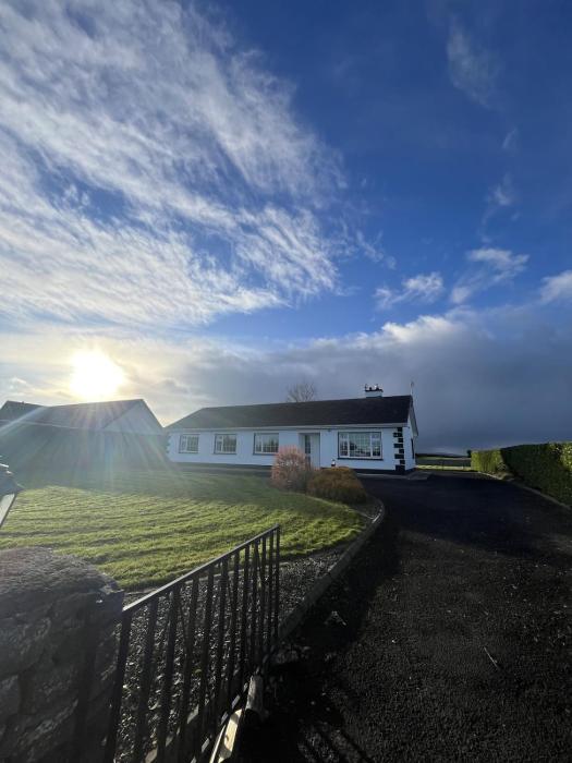 Cottage in the Countryside - Kinvara