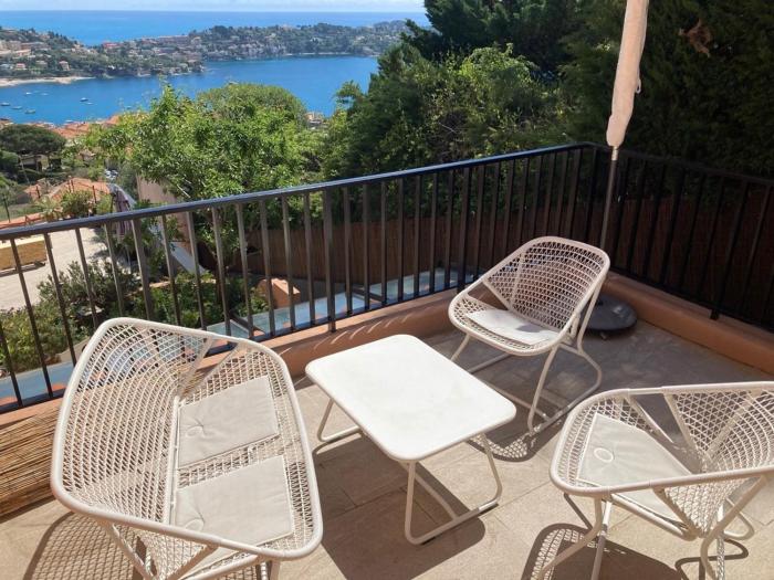 Studio & terrace - sea view - Institut de Français