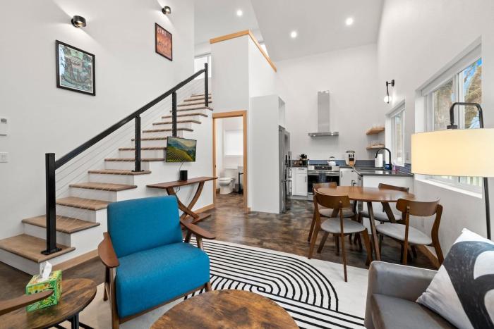 Coda Walkable Woodstock Guesthouse Portland