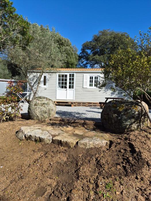 Mobile-home au cœur de lOliveraie