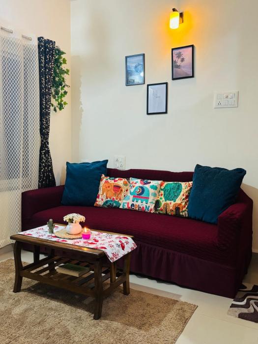 Stay at Sakhis, 2BHK flat 5 mins to Anjuna beach