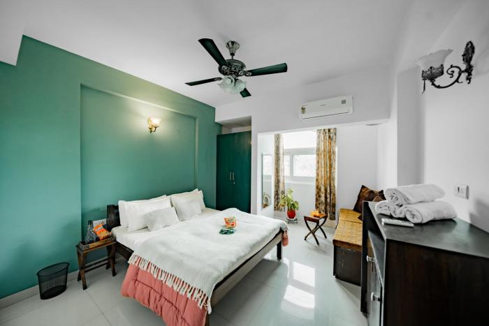 The Penthouse by The StayCationer with Party Room and Theatre