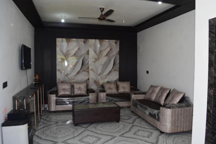 Sharda Retreat Vaishnodevi