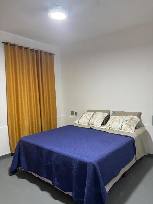 Casinha com garagem super ventilada aconchegante confortável