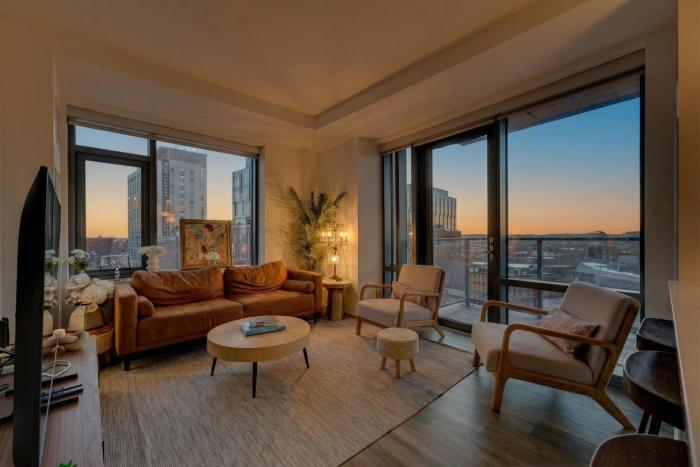 Modern Boston 2BR Apt Prime Downtown Location