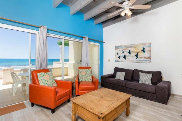 Cozy & Beautiful Beachfront Condo Las Olas II 2