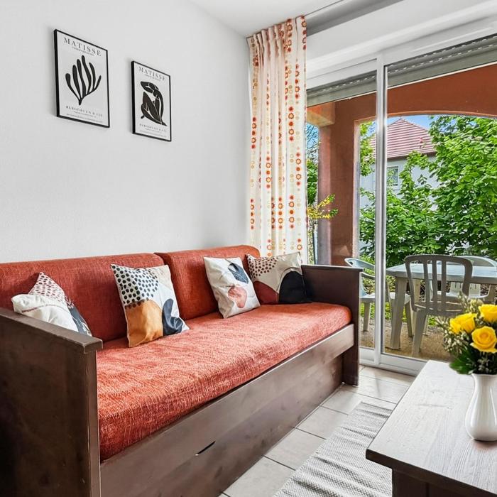 Appartement avec terrasse, piscine & ping-pong