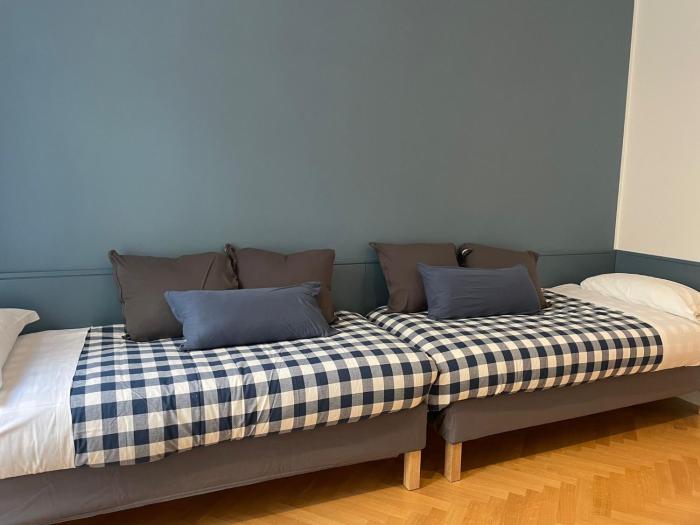 NAPOLIFOREVER Chiaia APARTMENT