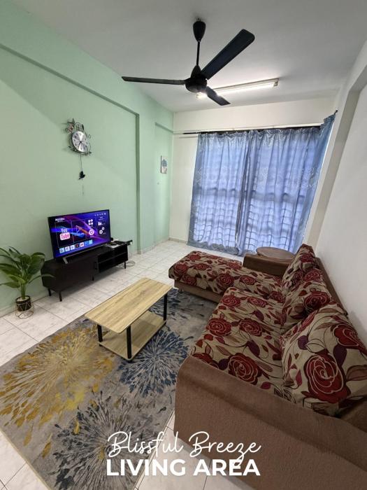 Blissful Breeze 4 ROOMS by EZYHOME MELAKA