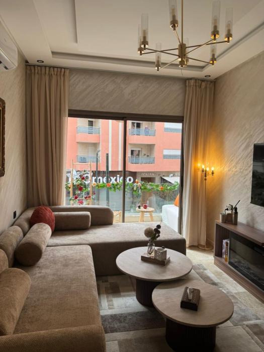 New luxury flat2BR salon Parking next to CarreEden