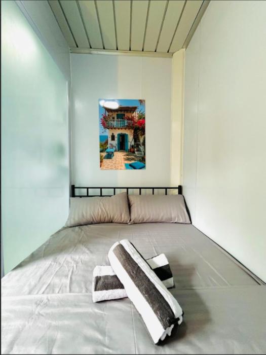 RedDoorz Plus at Tandikan Suites El Nido Caalan