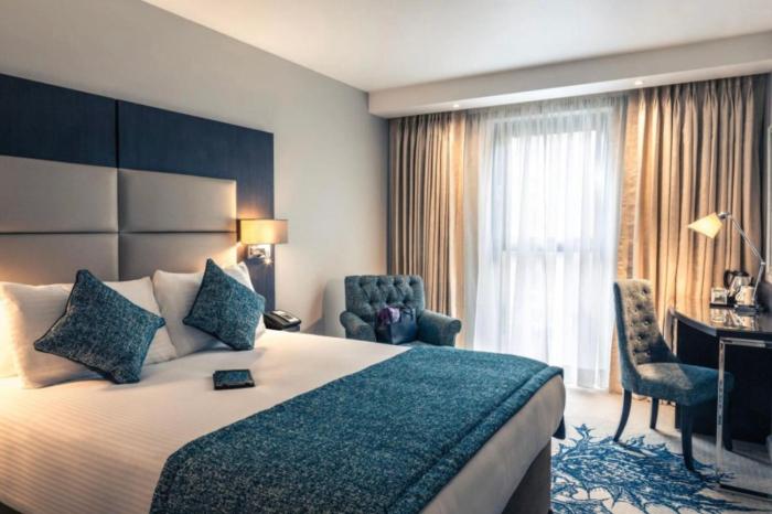 Hotel The Pacific Suites Near Delhi Airport IGI