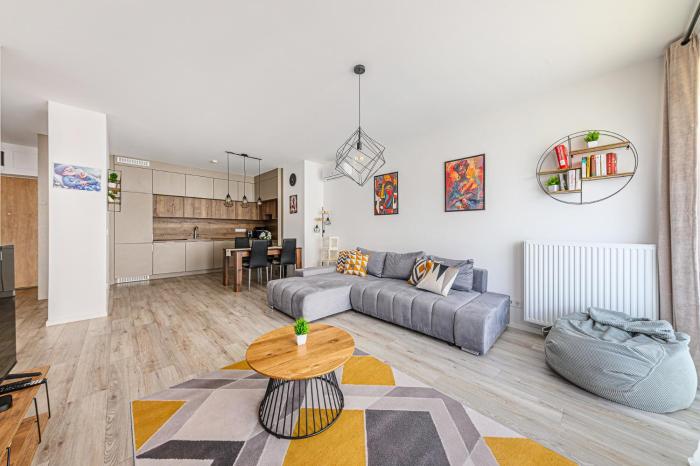 Elite Residence Suite -Chic Serenity with AC in a Free Park zone
