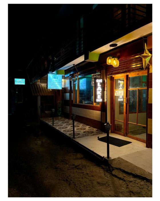 Lake Daze Cafe Stay Jibhi