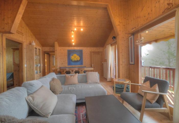 Pas de l ours 3 pres du centre a Anzere avec vue sur les Alpes