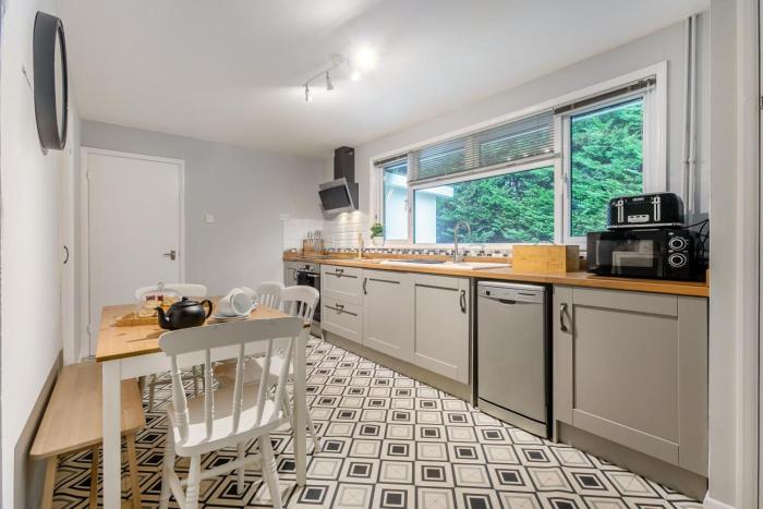 3 Bed in Welcombe oc-t35066