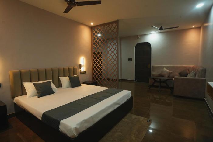 Kasa Courtyard Hotel