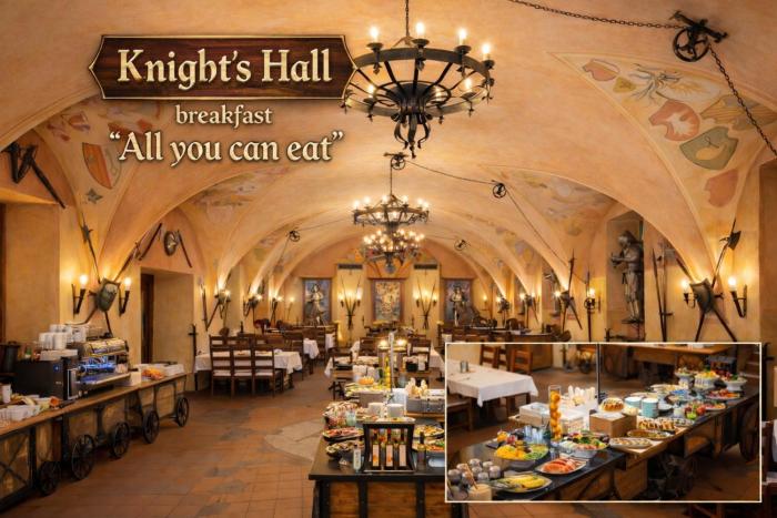 Old Town apt, Charles Bridge 3 min, Private garden, Parking, Breakfast in Knight hall
