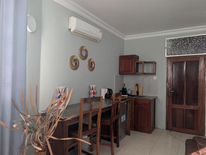 The Kinondoni Sanctuary - Modern Studio