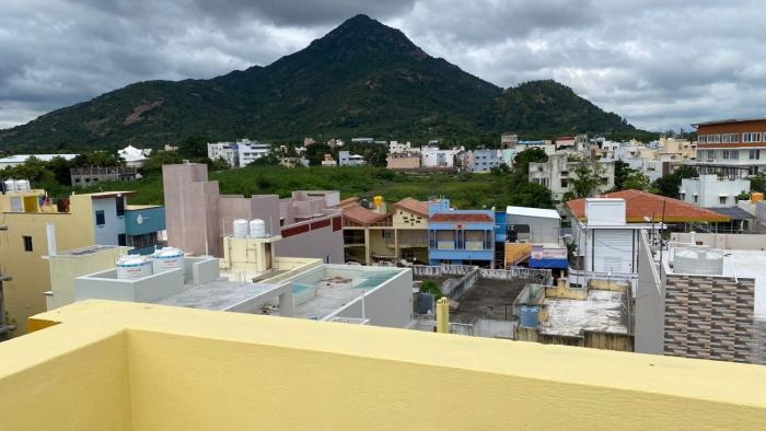 Home Stay Jai Arunachala View Wi-Fi AC - Non AC