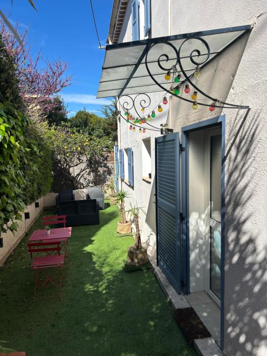 2 pièces avec jardin classé meublé de tourisme 2 étoiles