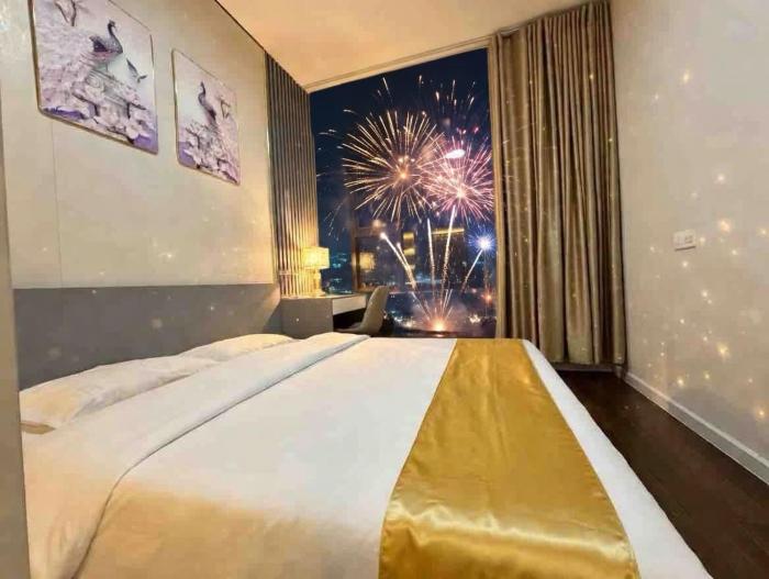 Picity High Park - C4 - Pool view & luxury view, HCM City center view