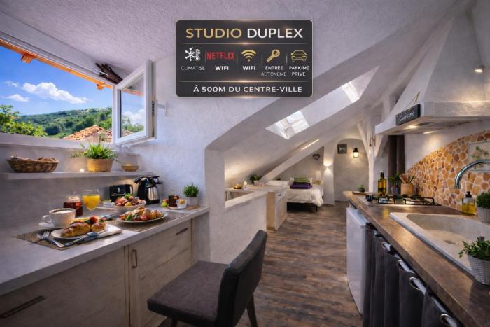Studio duplex atypique climatisé, parking, lit double, Netflix, 500m centre