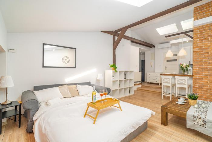 Podgórze Studio - AC, Vistula River nearby - by Rentujemy