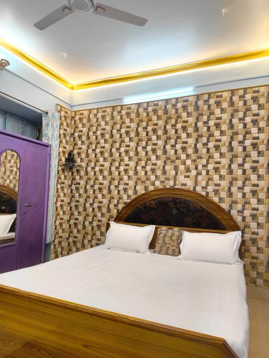 Kashi Anandam Homestay