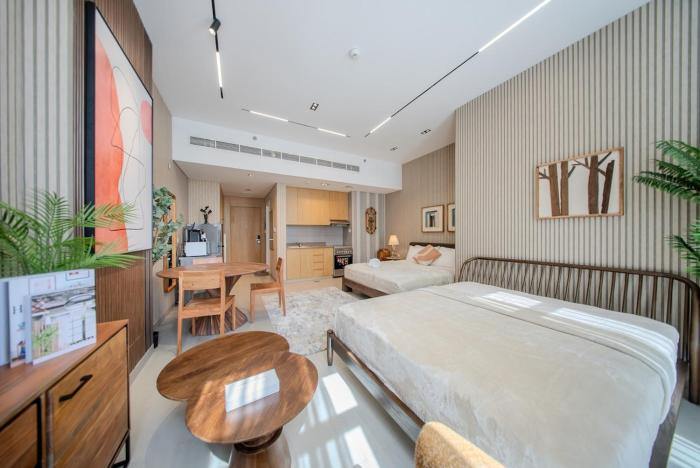 Luxury Apartment With 2 Double Beds in Al Mamsha CB1-1-SS1-423-st