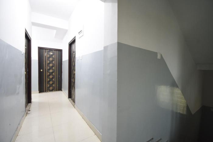Super OYO 82026 BANGUR INN