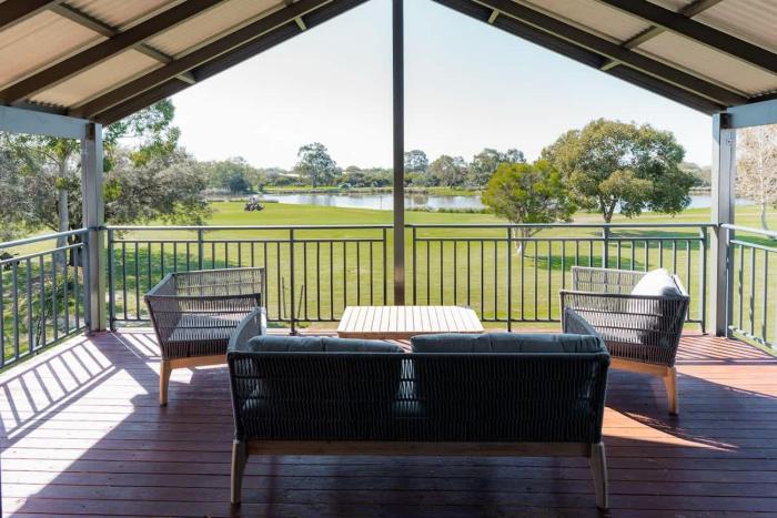 Boodalang House - Golf Course Front Family Getaway
