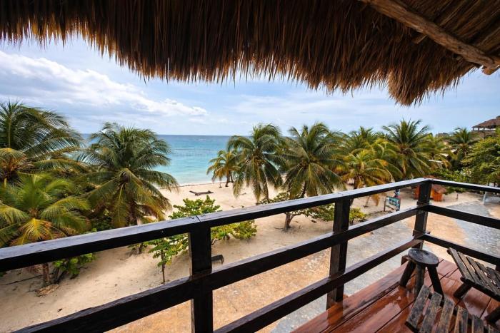 Modern BeachFront Stay