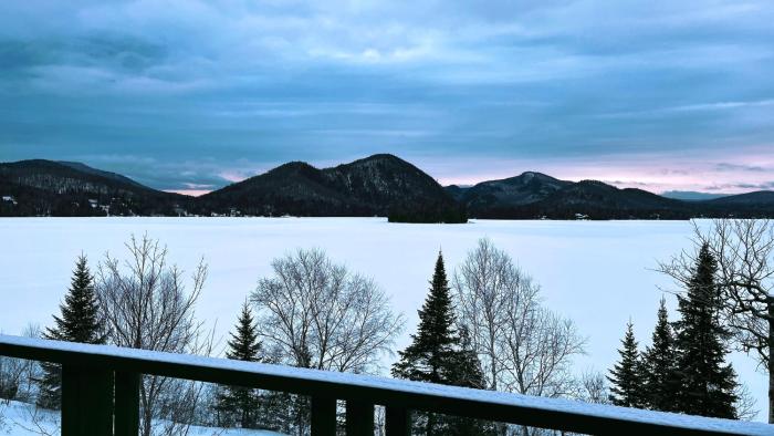 Condo haut de gamme vue lac - 2 chambres - Tremblant