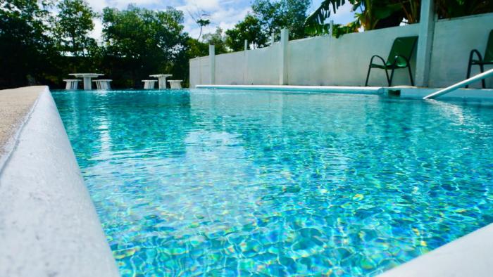 See Belize SUNRISE Sea View Studio with Pool & Deck, 1st Floor