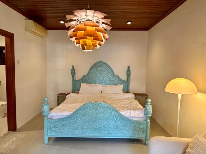 Chic Designer Master Bedroom in Shared Bungalow near LRT SS1 PJ
