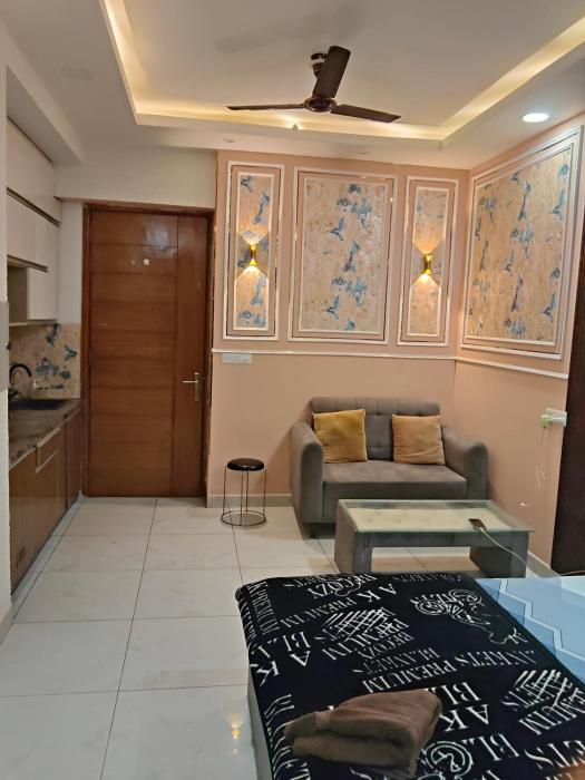 Aayus Home