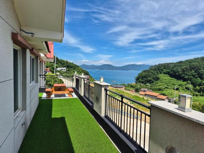 Tongyeong Sea Garden Pension