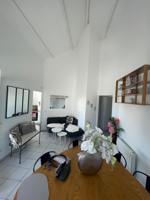 appartement spacieux entre port et plage
