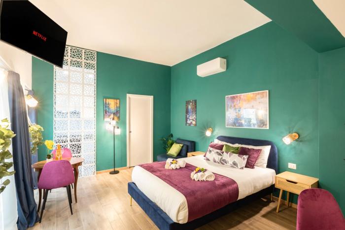 Historic Center Boho Apt - 5min Colosseum, 300m to Metro, A-C