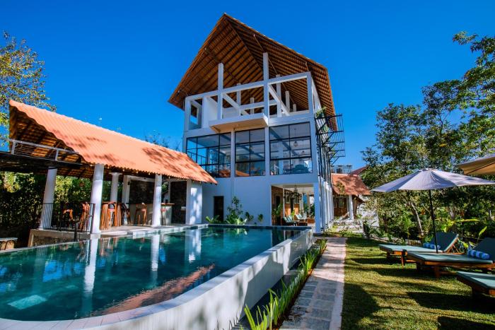 CeyAura Mirissa Eco Lodge