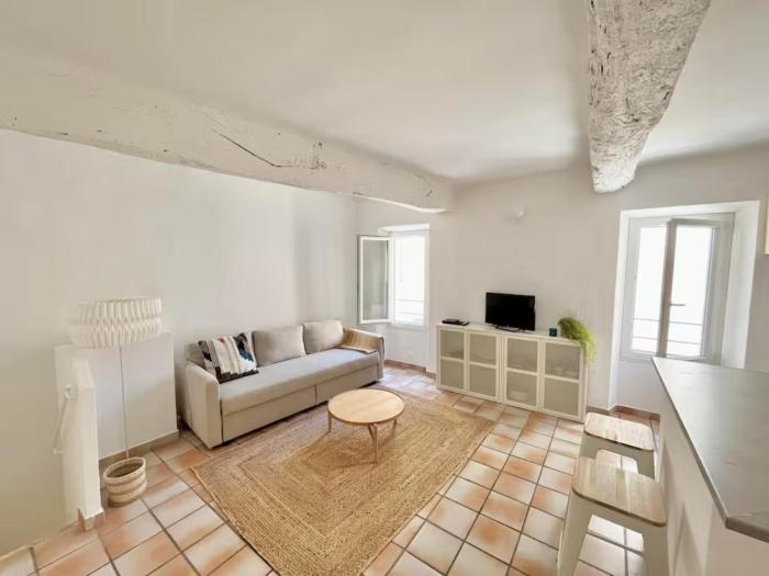 LOlivier de Rabaton, 2 people, cozy, old Hyères