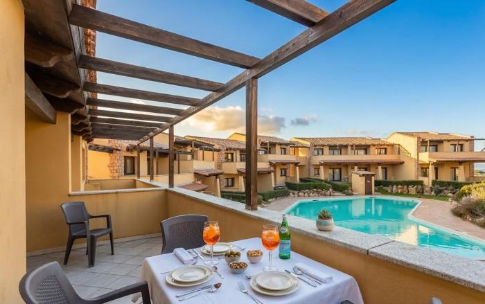 Casa Azzurra - House with pool inside the nature