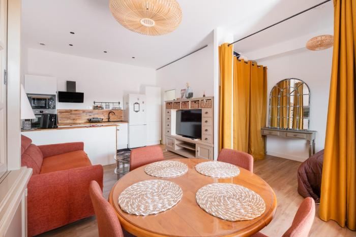 AS27106-P2 rdc piscine parking clim et wifi