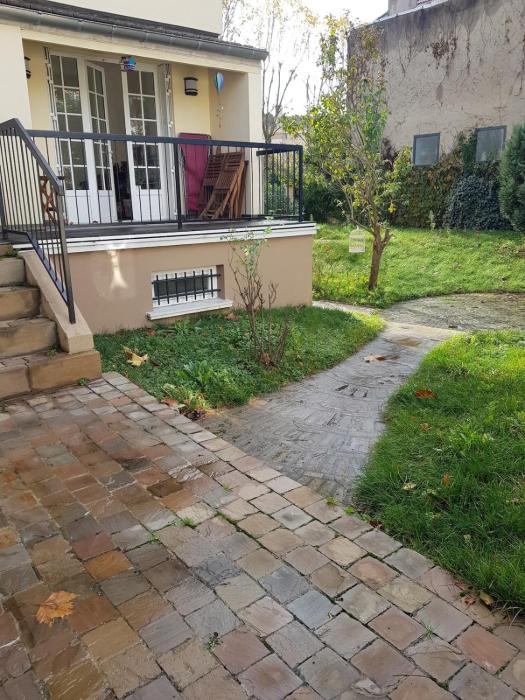 Jolie maison 10 minutes de Paris pour familles, groupes