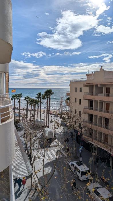 Frente a la playa - terraza con vistas - 2 hab 2 baños