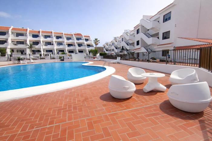 Sunny Pool Apartment Costa del Silencio
