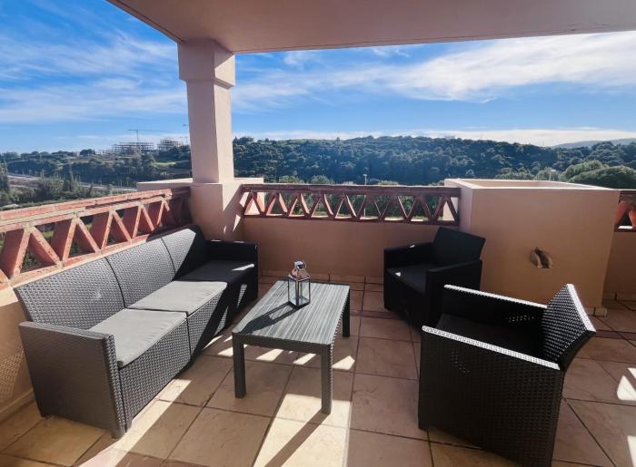 2143-Lovely 2 bedrooms newly furnished