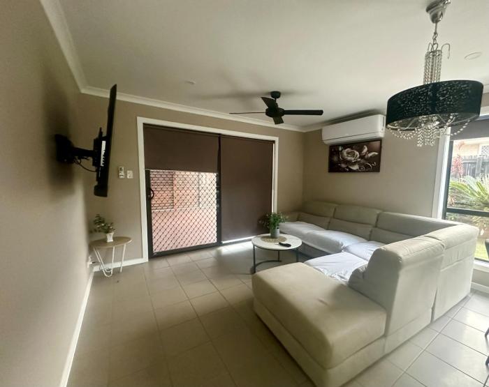 Spacious House in Redbank Plains