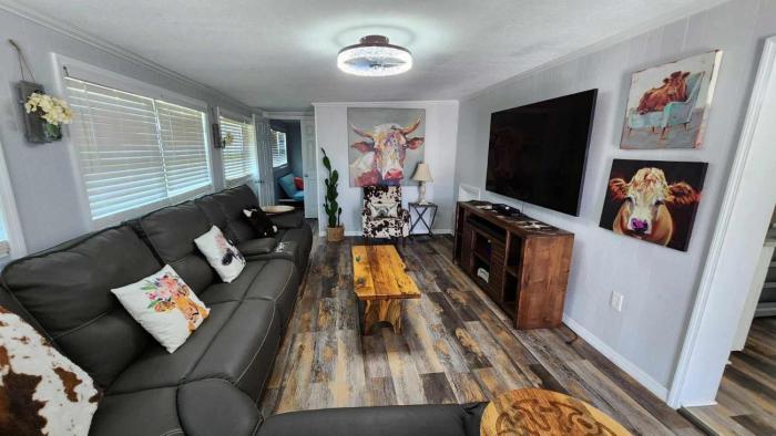 Welcome to our Florida Flamingo Cottage at River Ranch Resort! 53